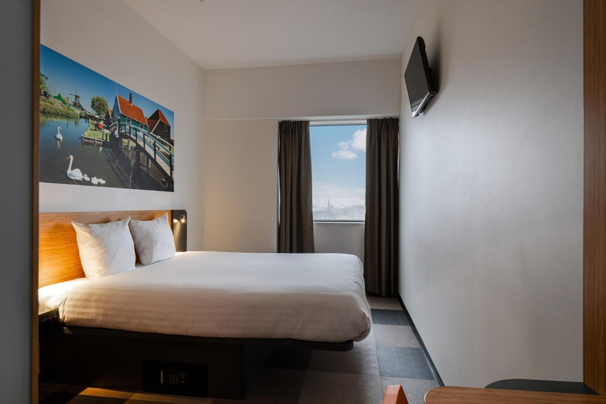 Easyhotel Amsterdam Ζάανταμ Εξωτερικό φωτογραφία