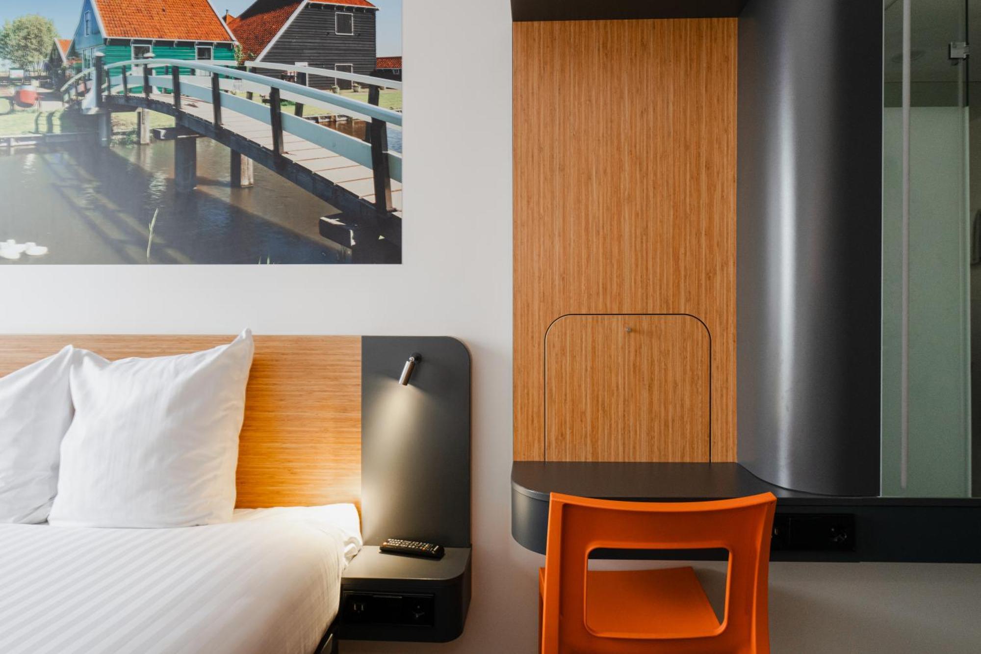 Easyhotel Amsterdam Ζάανταμ Εξωτερικό φωτογραφία