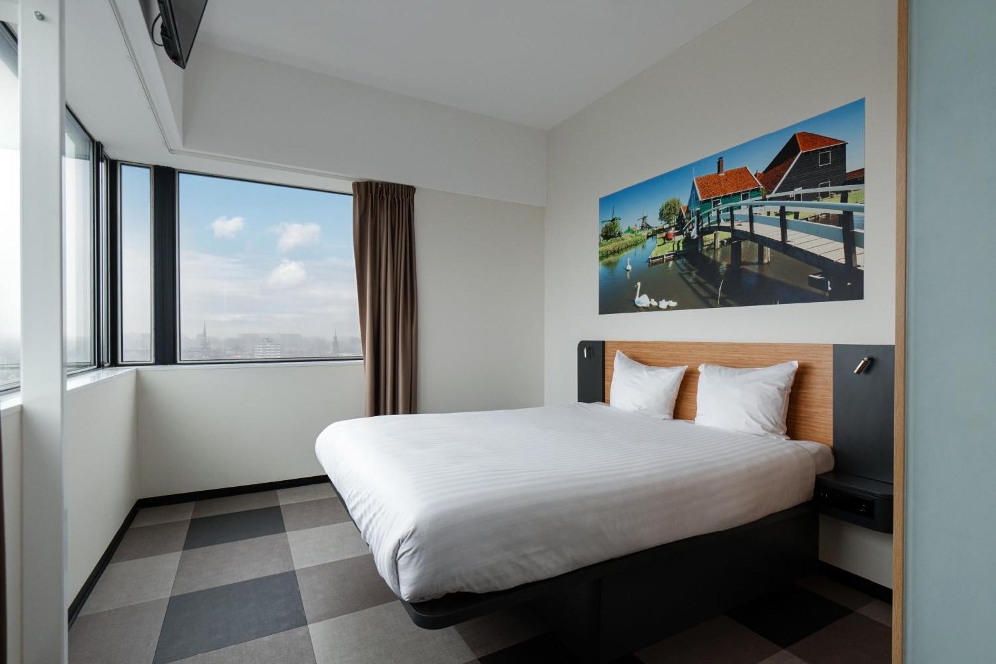 Easyhotel Amsterdam Ζάανταμ Εξωτερικό φωτογραφία