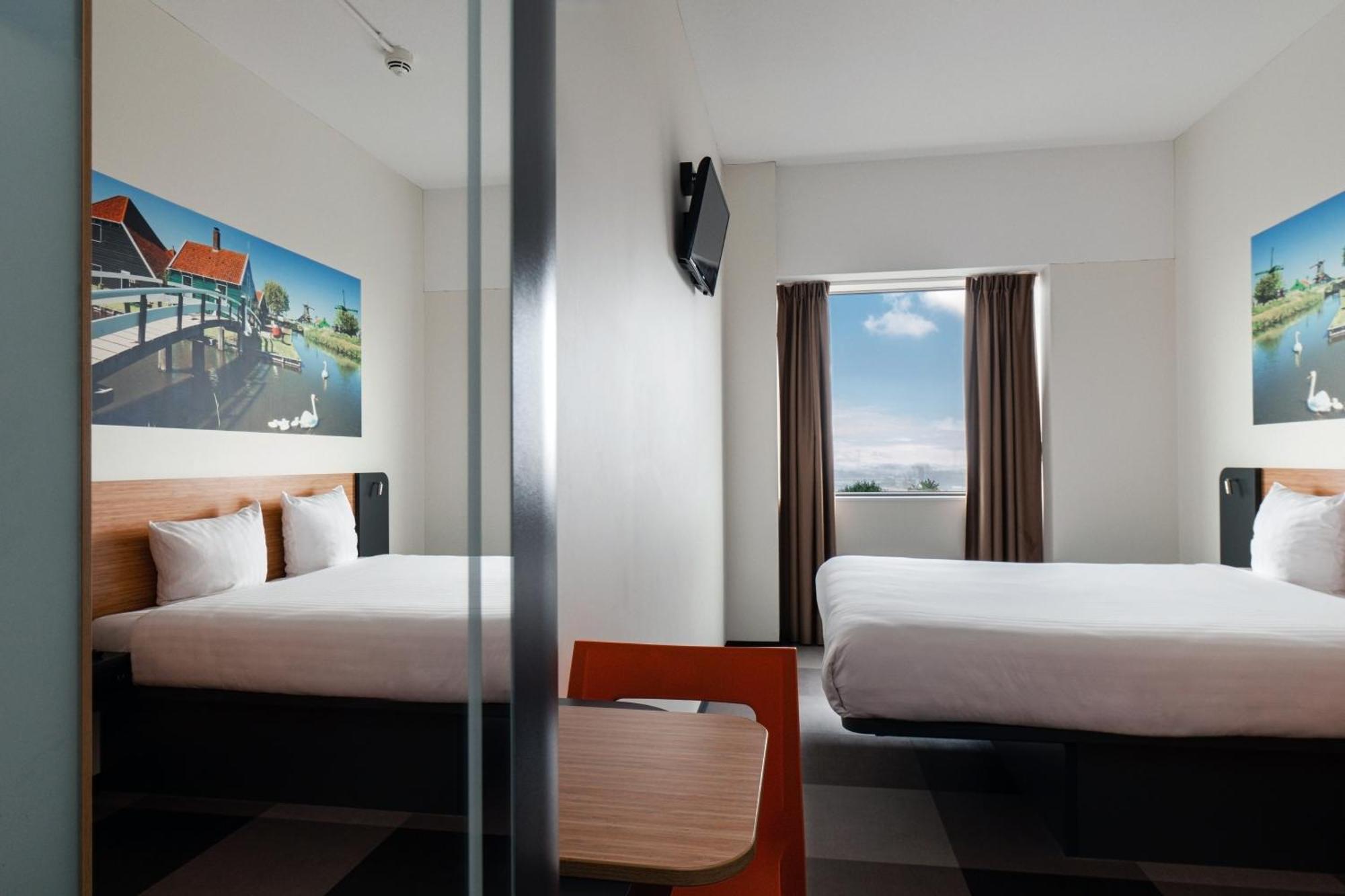 Easyhotel Amsterdam Ζάανταμ Εξωτερικό φωτογραφία