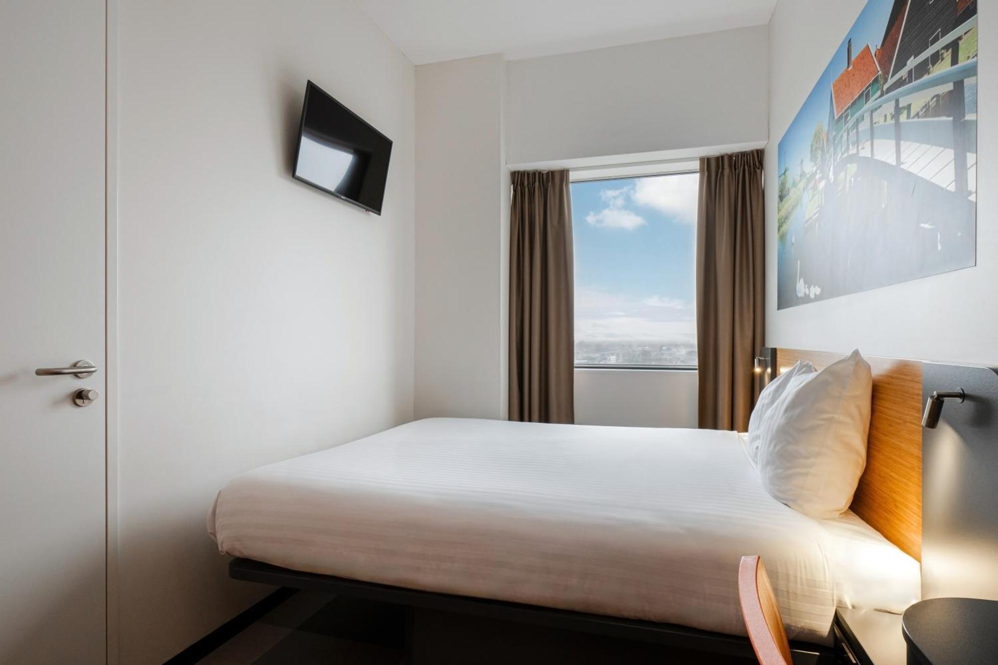Easyhotel Amsterdam Ζάανταμ Εξωτερικό φωτογραφία
