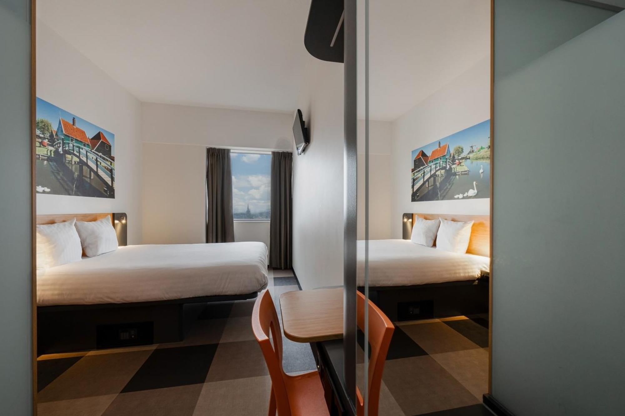 Easyhotel Amsterdam Ζάανταμ Εξωτερικό φωτογραφία