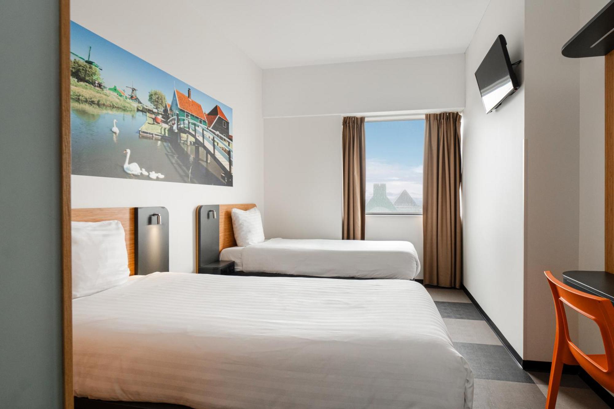 Easyhotel Amsterdam Ζάανταμ Εξωτερικό φωτογραφία