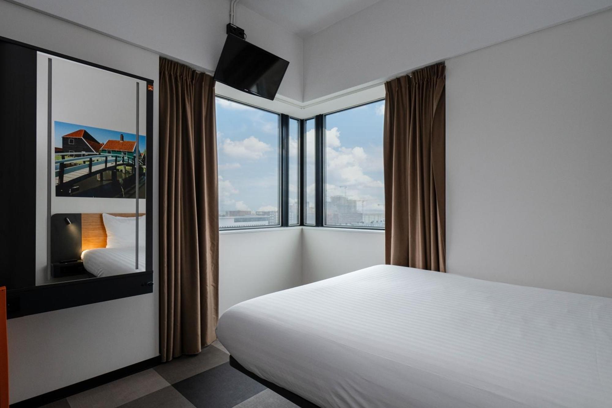 Easyhotel Amsterdam Ζάανταμ Εξωτερικό φωτογραφία