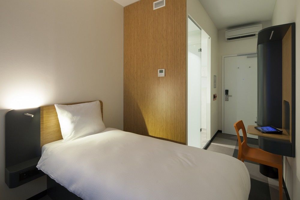 Easyhotel Amsterdam Ζάανταμ Εξωτερικό φωτογραφία